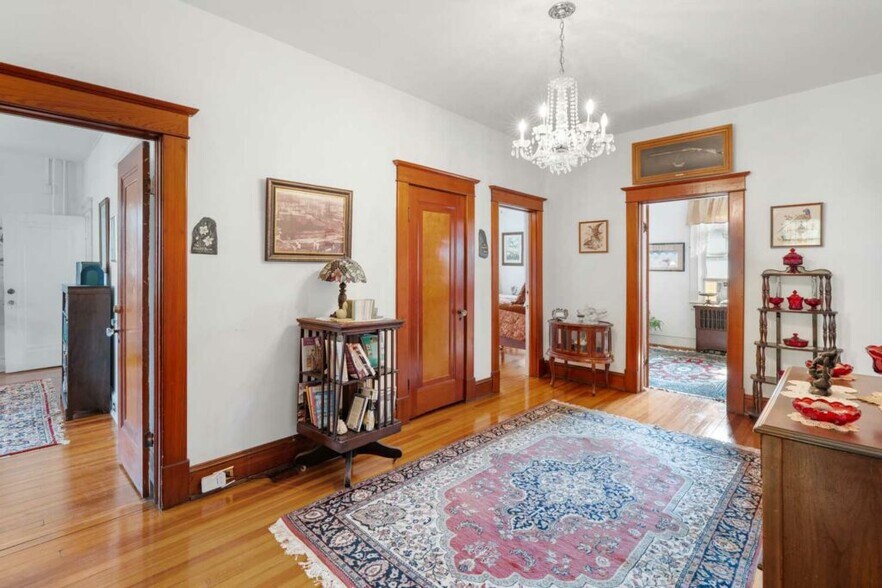 More Photos Of 6100 Frederick Ave, Catonsville Hospitality For Sale