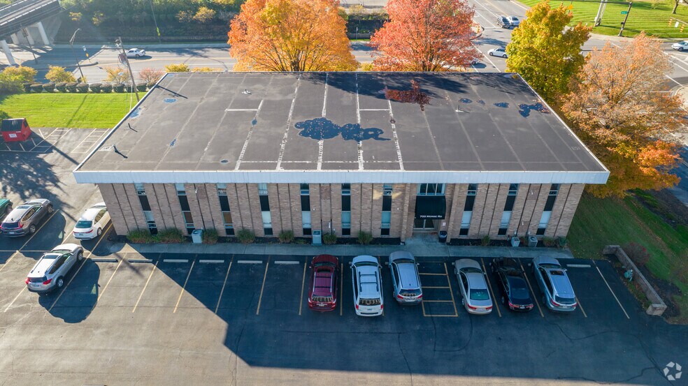 More Photos Of 700 Morse Rd, Columbus Office For Lease
