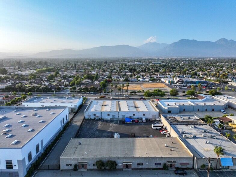 More Photos Of 4611 Holt Blvd, Montclair Freestanding For Sale