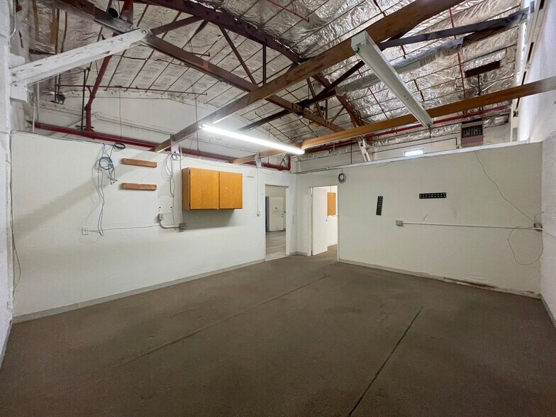 More Photos Of 101 S Coombs St, Napa Warehouse For Lease