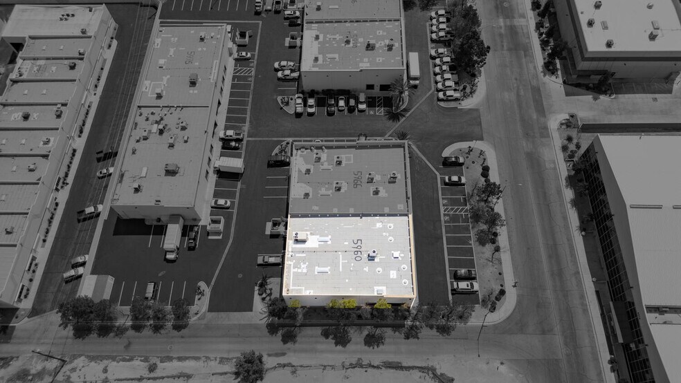 More Photos Of 5960 Topaz St, Las Vegas Light Distribution For Sale