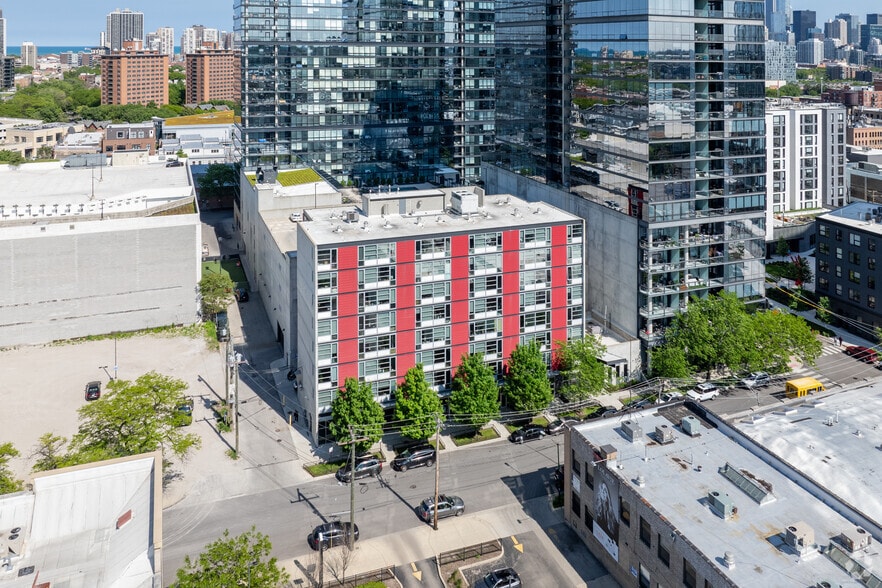 More Photos Of 1515 N Fremont St, Chicago Apartments For Lease