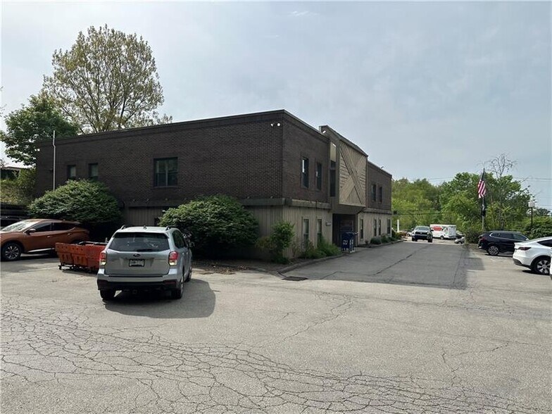 More Photos Of 736 W Ingomar Rd, Ingomar Office For Lease
