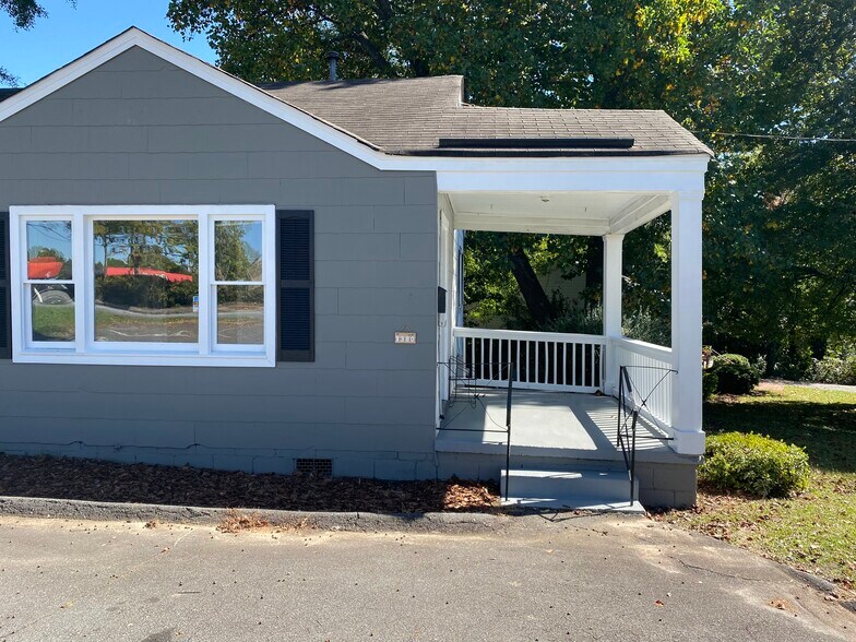 More Photos Of 1380 Wylie Dr, Marietta Office For Lease