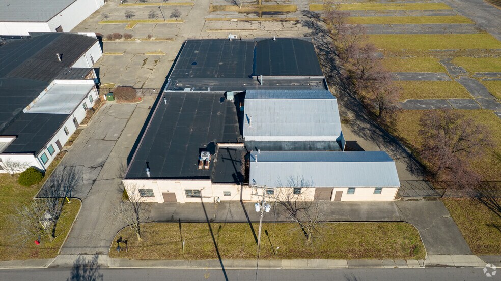 More Photos Of 170-200 E Broadway Ave, Westerville Unknown For Lease