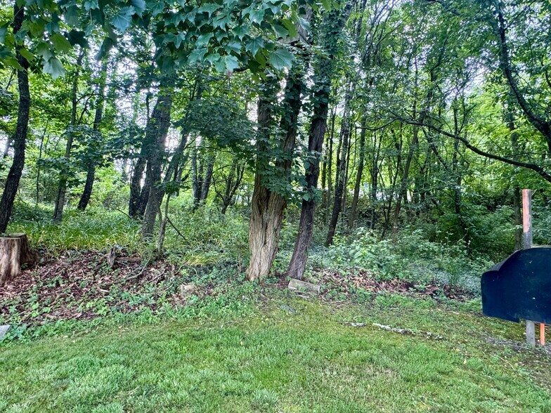 More Photos Of 1388 Ritter Dr, Daniels Freestanding For Sale