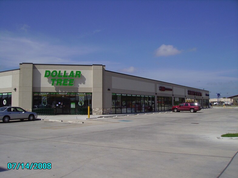 Primary Photo Of 404-420 E FM 351, Beeville Freestanding For Lease