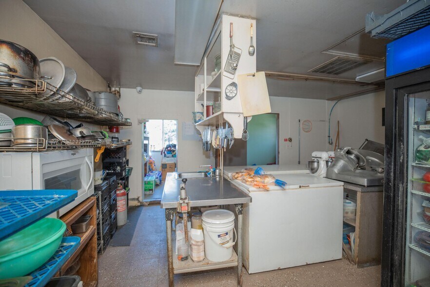 More Photos Of 105 Margaret Speight, Dadeville Restaurant For Sale