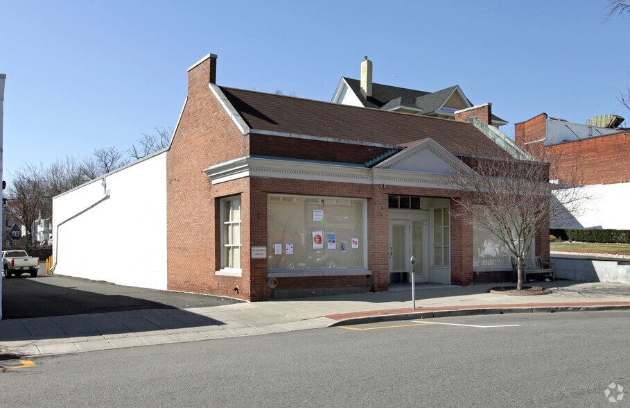 Primary Photo Of 222 E Ridgewood Ave, Ridgewood Freestanding For Lease