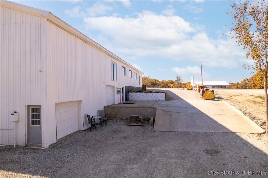 More Photos Of 706 N Main St, Gravois Mills General Retail For Sale