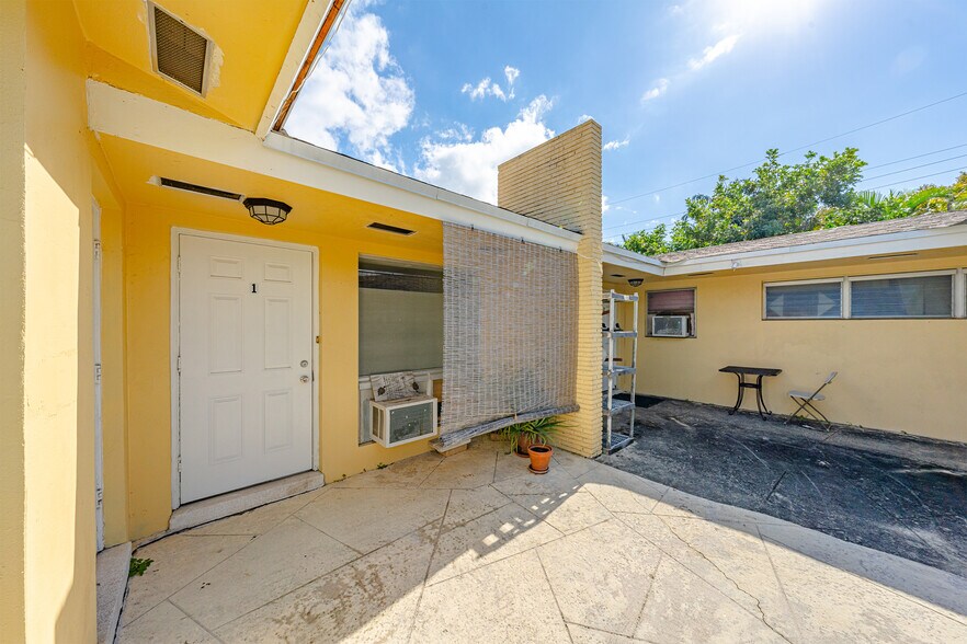 More Photos Of 4410 NE 19th Ter, Fort Lauderdale Apartments For Sale