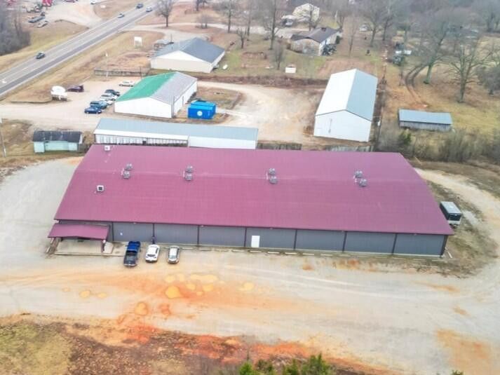 More Photos Of 1649 W US Highway 160, West Plains Skating Rink For Sale