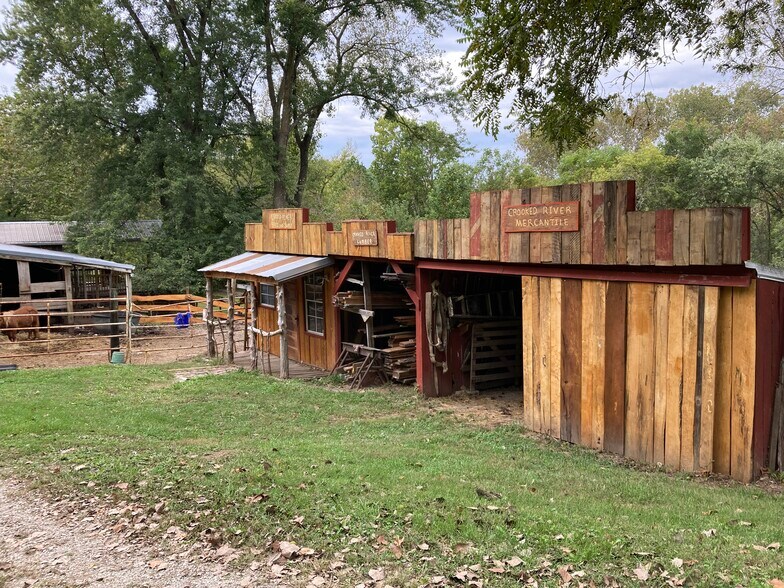 More Photos Of 22413 Highway C, Lawson Specialty For Sale