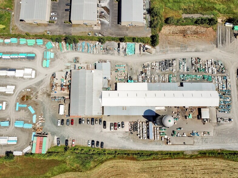 More Photos Of 164 W Smith Rd, Bellingham Distribution For Sale