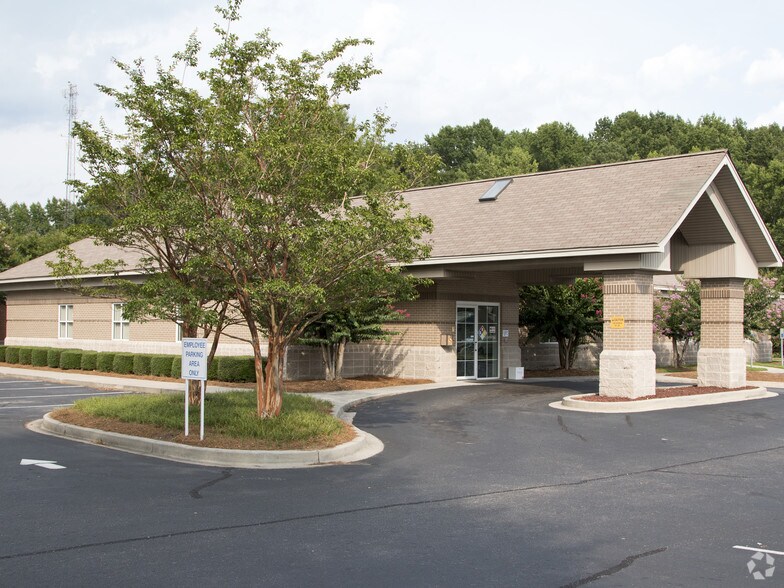 More Photos Of 1840 Pineview Dr, Columbia Medical For Sale