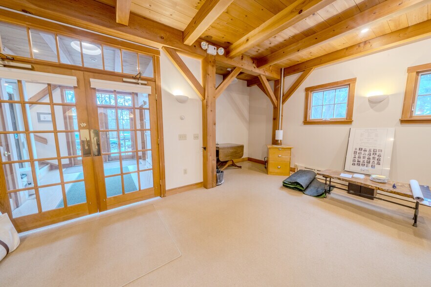 More Photos Of 73 Elm St, Camden Office For Sale