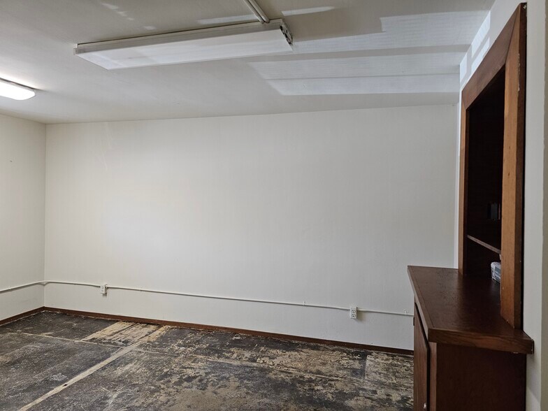 More Photos Of 4630 Soquel Dr, Soquel Office For Lease