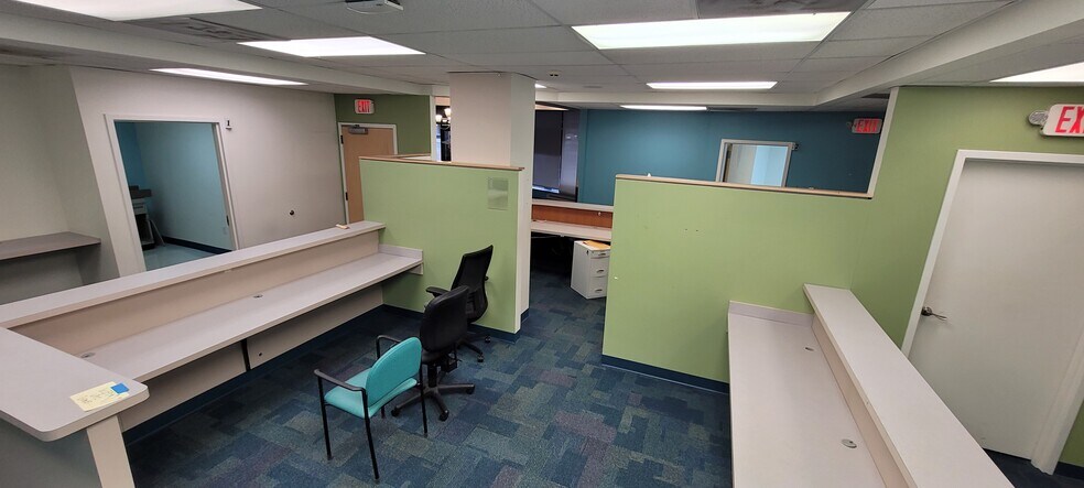 More Photos Of 11709 Lorain Ave, Cleveland Medical For Lease