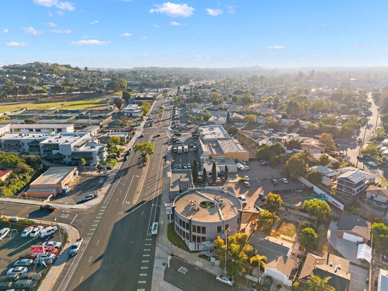 More Photos Of 7484 University Ave, La Mesa Office For Sale