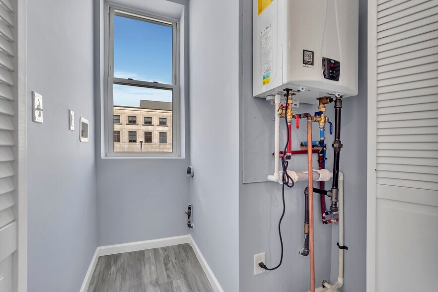 More Photos Of 155-157 Clifton Ave, Newark Apartments For Sale