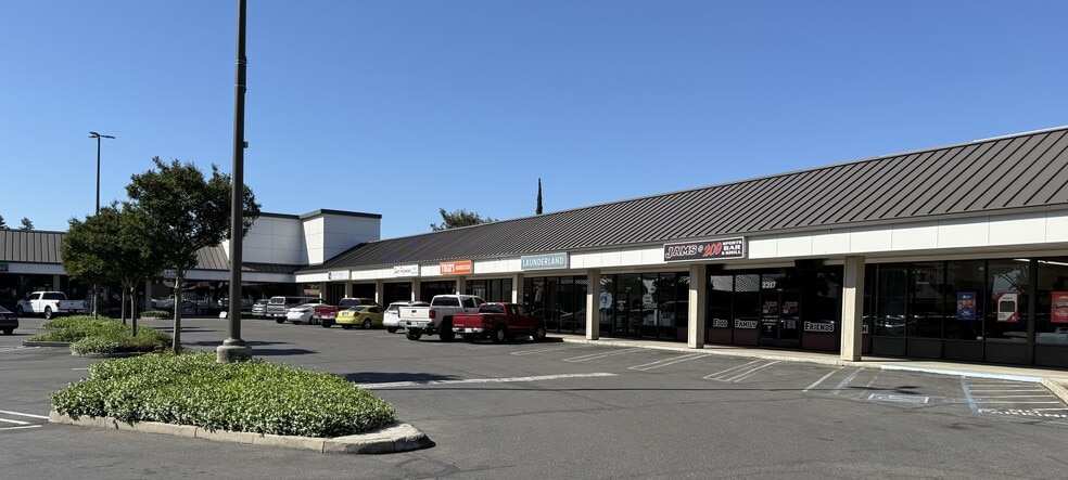 More Photos Of 2595 Geer Rd, Turlock Unknown For Lease
