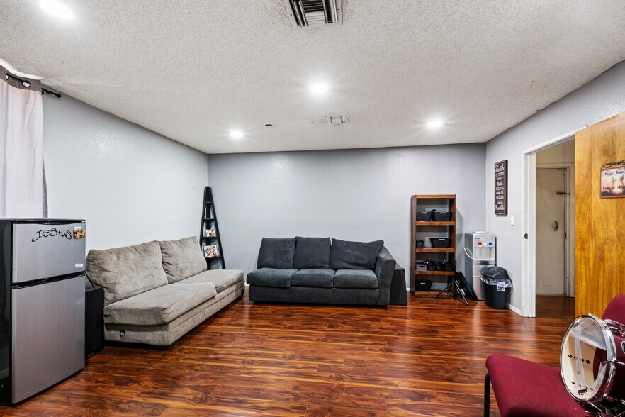 More Photos Of 12354 Mount Vernon Ave, Grand Terrace Religious Facility For Sale