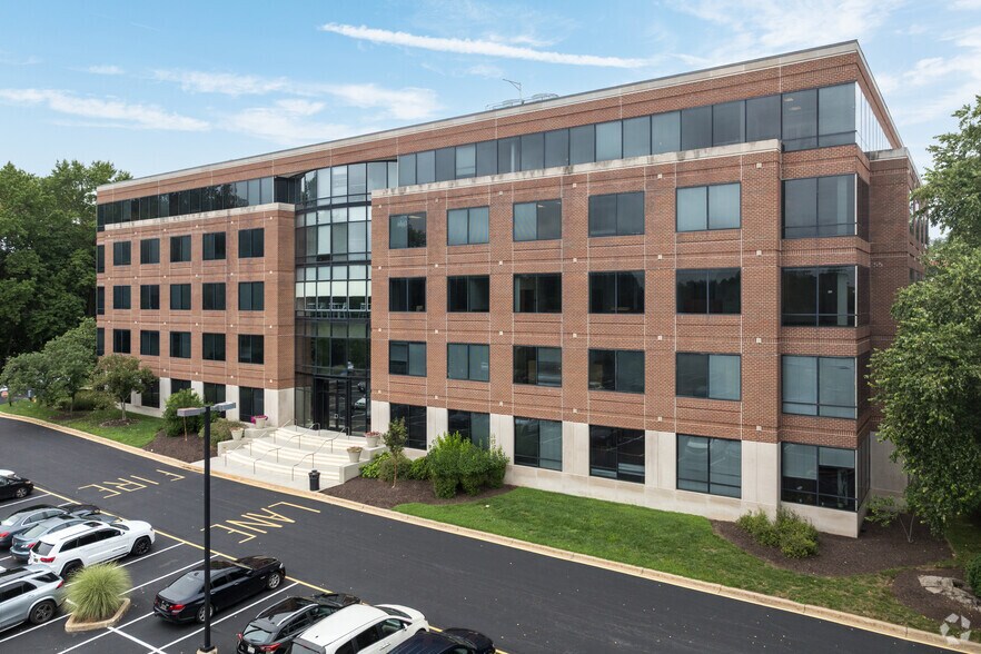 Primary Photo Of 200 Bellevue Pky, Wilmington Office For Lease
