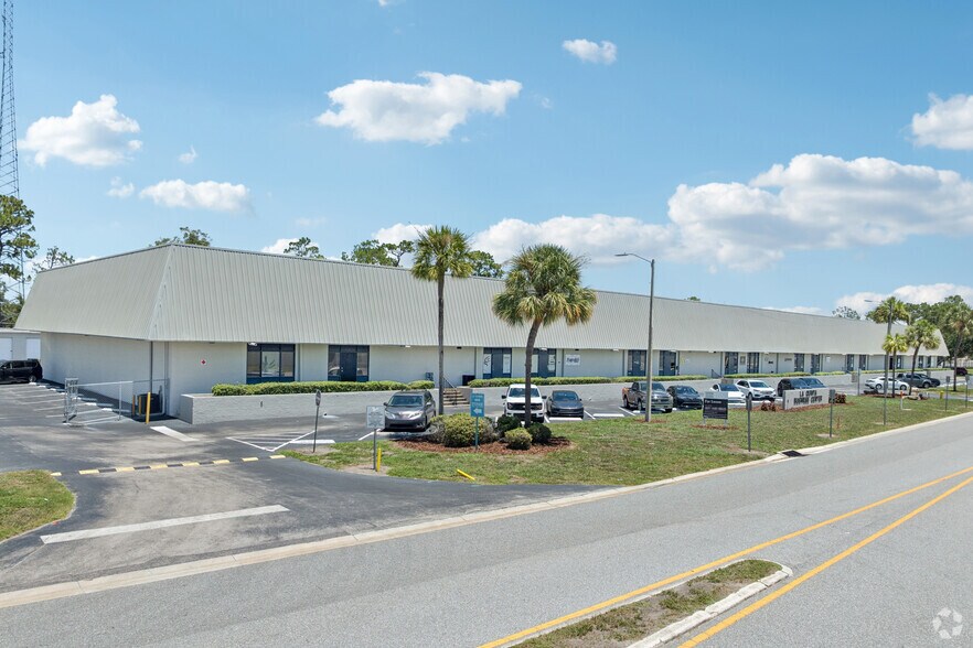 More Photos Of 1271 La Quinta Dr, Orlando Unknown For Lease
