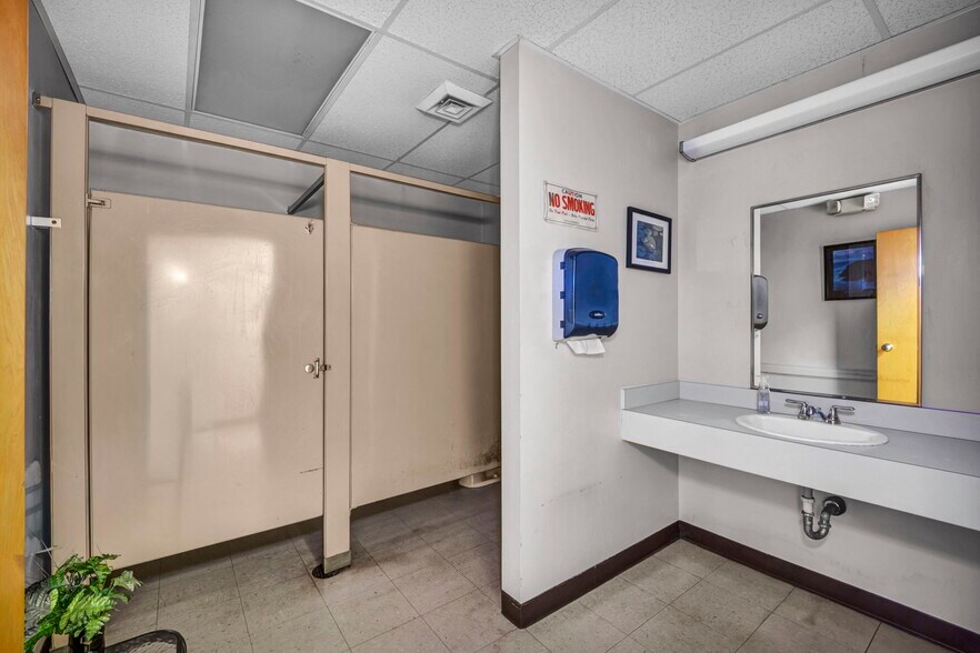 More Photos Of 15715 Libby Rd, Maple Heights General Retail For Sale