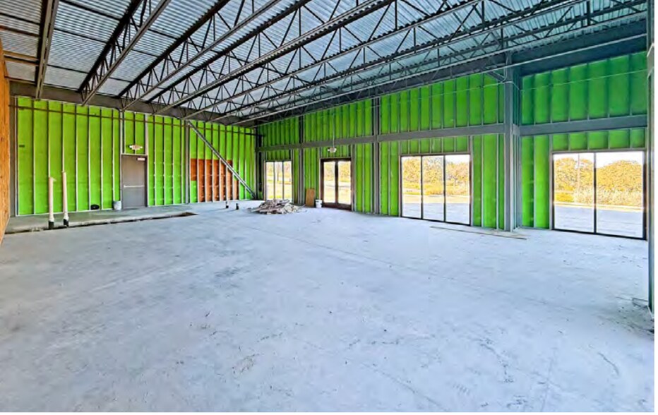 More Photos Of 1840 US Highway 281 S, Marble Falls Freestanding For Lease