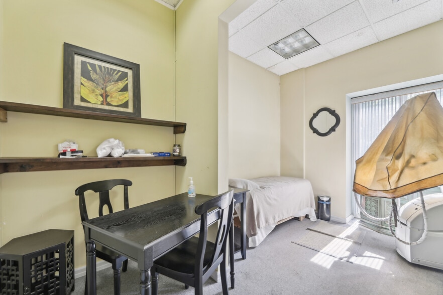 More Photos Of 35 Belden Pl, Montclair Loft Creative Space For Sale