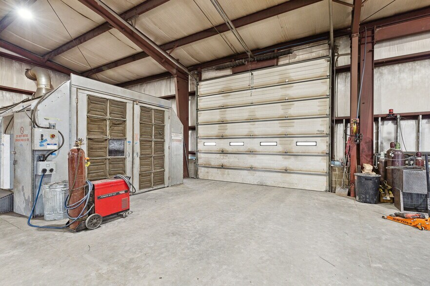 More Photos Of 34830 E Post Creek Rd, Saint Ignatius Manufacturing For Sale