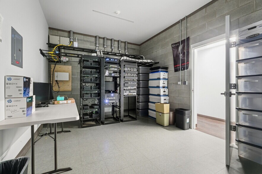 More Photos Of 8031 Branch Rd, Harrah Distribution For Sale