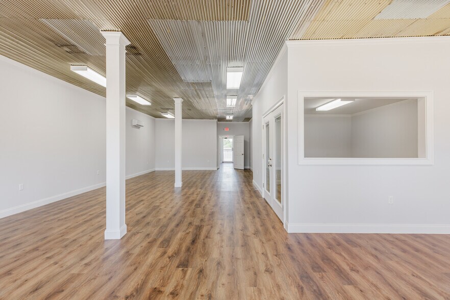 More Photos Of 501 W Forsyth St, Americus General Retail For Sale
