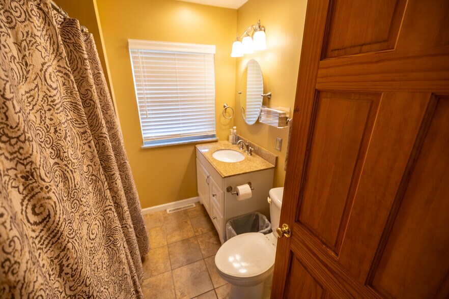 More Photos Of 10 Dun Rd, Chillicothe Office For Sale