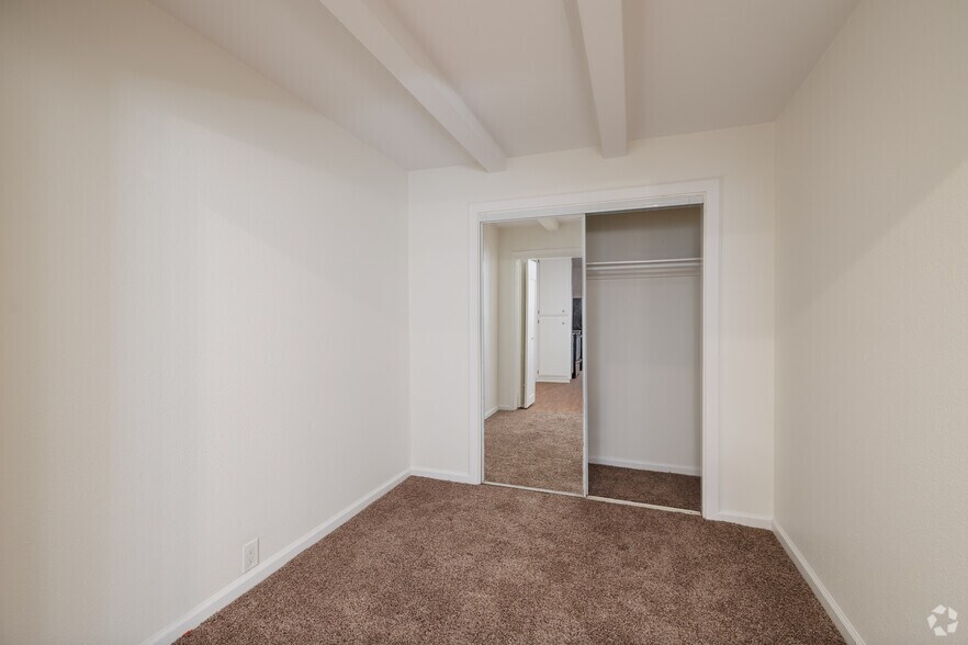 More Photos Of 4053 Wilson Ave, San Diego Apartments For Sale