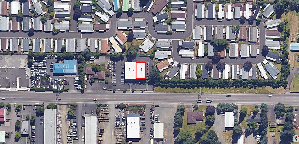 More Photos Of 15810 SE 135th Ave, Clackamas Flex For Lease