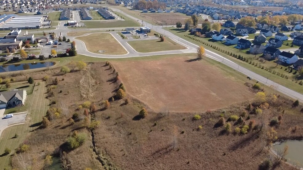 More Photos Of 7963 Paul Ave, Brownsburg Convenience Store For Sale