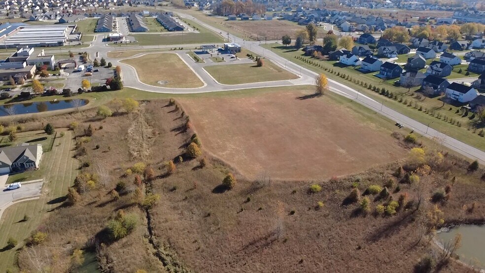 More Photos Of 7963 Paul Ave, Brownsburg Convenience Store For Sale
