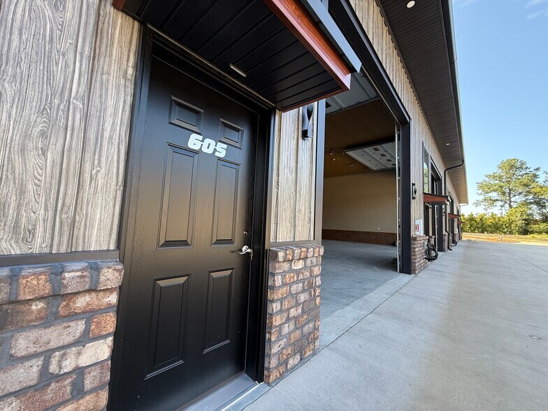 More Photos Of 144 McCrary Rd, Mooresville Industrial For Sale
