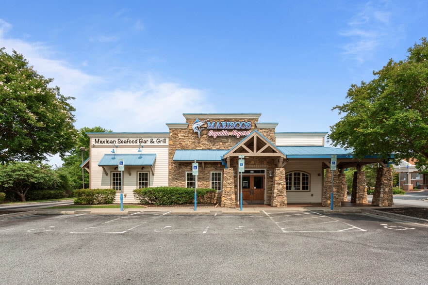 More Photos Of 619 Regional Rd, Greensboro Restaurant For Sale