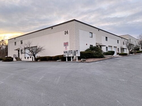 More Photos Of 34 Sullivan Rd, North Billerica Warehouse For Lease