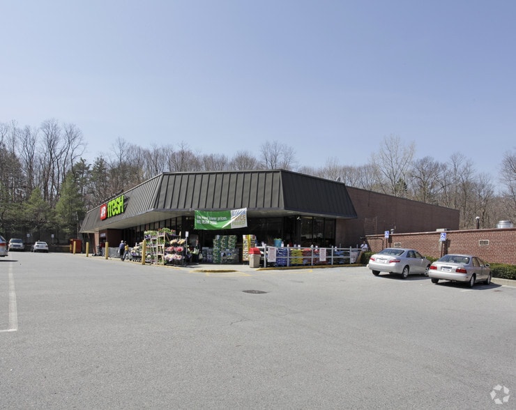 More Photos Of 1868-1924 Pleasantville Rd, Briarcliff Manor Village Unknown For Lease