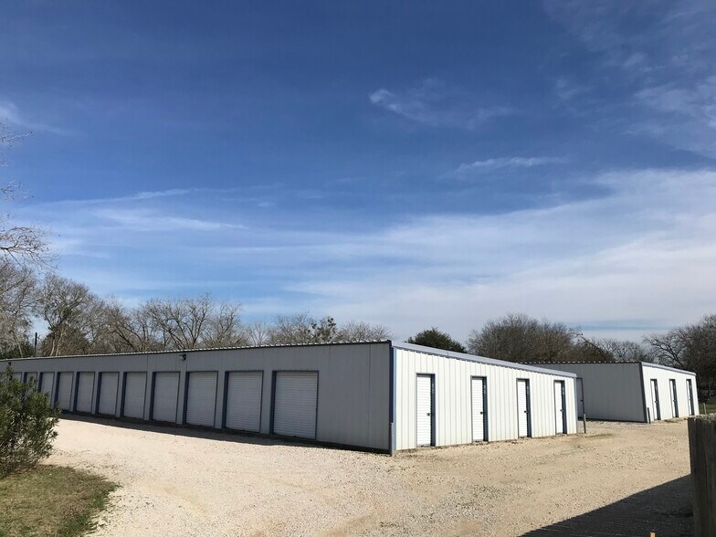 More Photos Of 412 City, Caldwell Self Storage For Sale