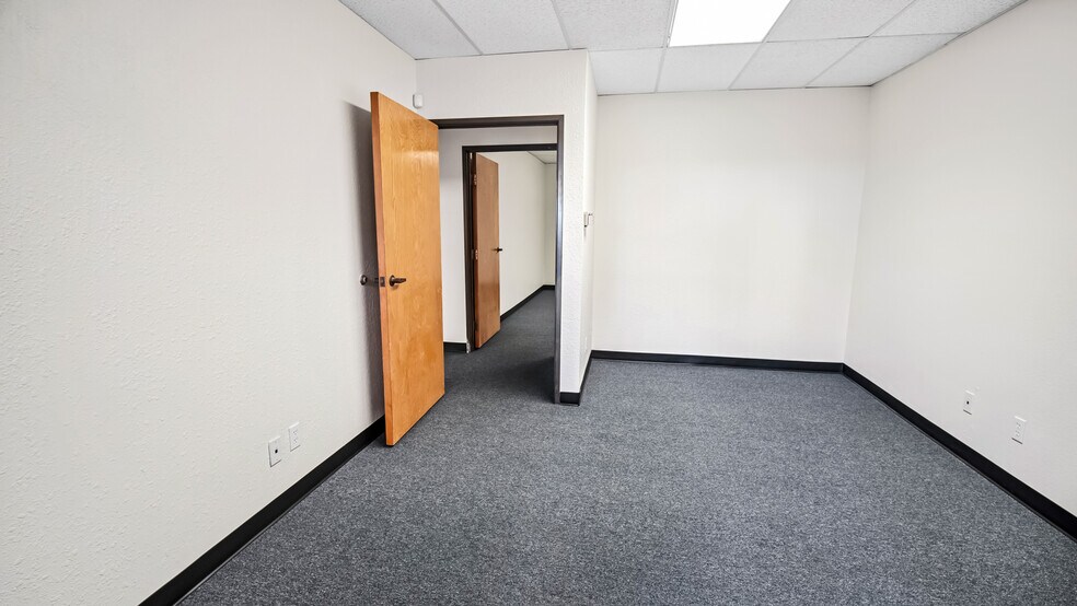More Photos Of 5500 Atherton St, Long Beach Medical For Lease