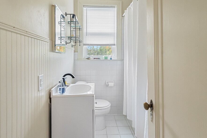 More Photos Of 1601 Stratford Ave, Nashville Apartments For Sale