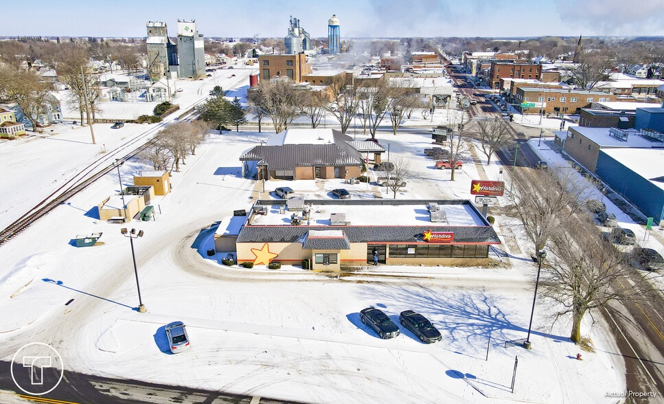 More Photos Of 320 Main St W, Sleepy Eye Fast Food For Sale