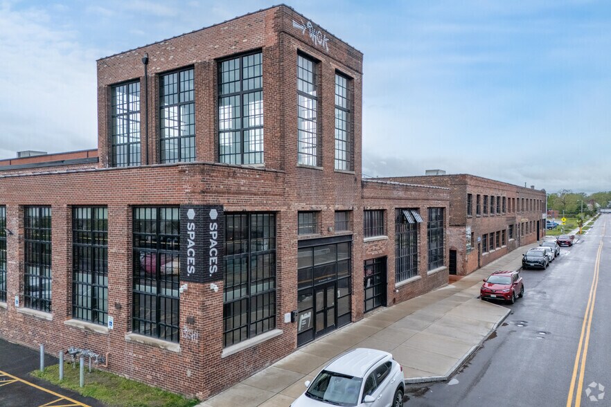 More Photos Of 155 Chandler St, Buffalo Coworking Space