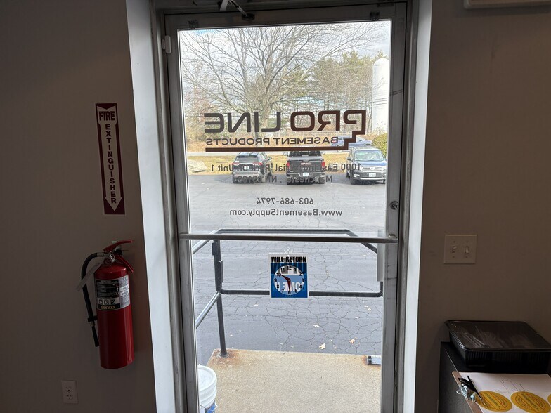 More Photos Of 1000 E Industrial Park Dr, Manchester Service For Lease