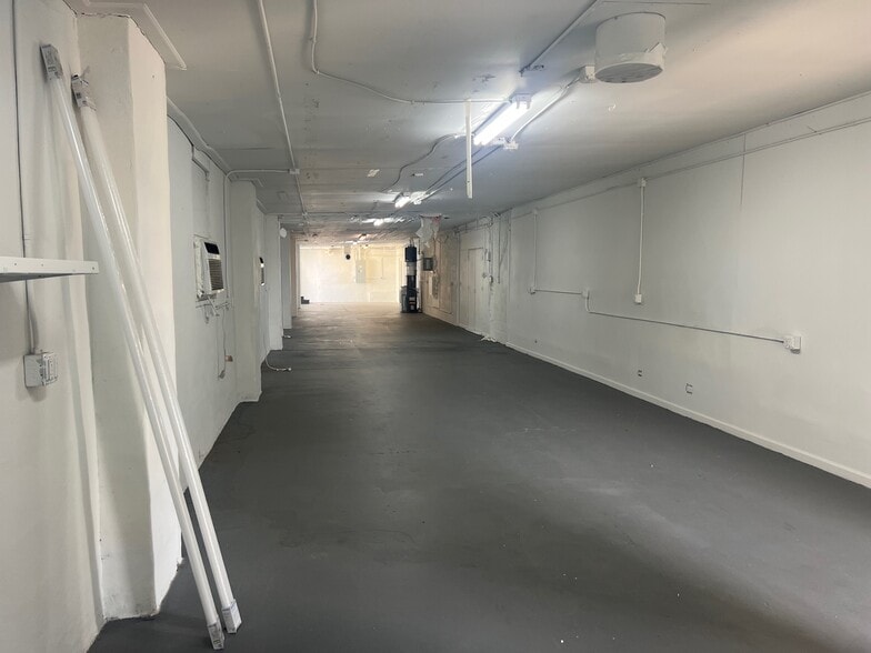 More Photos Of 4228 York St, Denver Warehouse For Sale